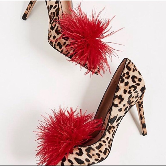 sam edelman pom pom pumps
